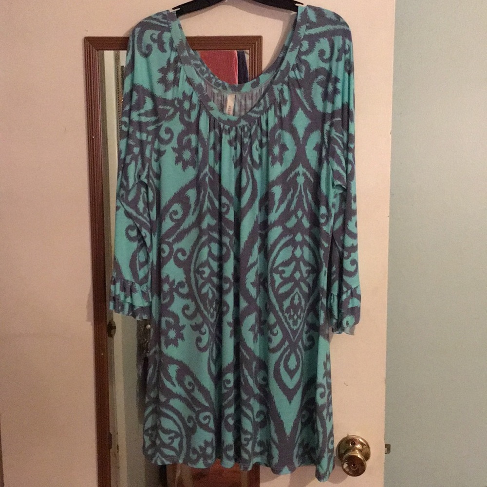 Cezanne Boutique blouse.  3XL.